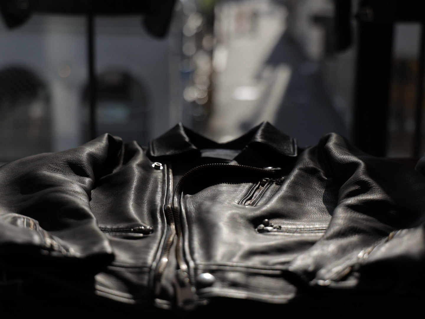 革の革命。 – anemoscope