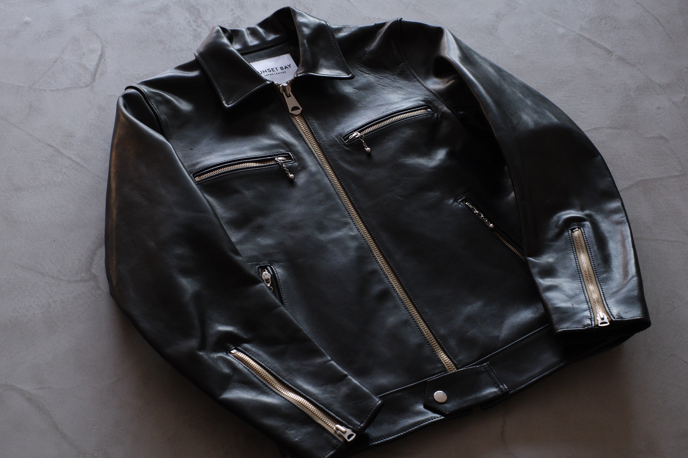 ご予約開始】SUNSET BAY - GEORGIA - WAX VINTAGE HORSE HIDE – anemoscope