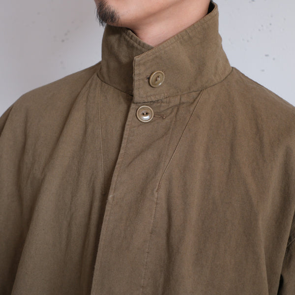 nonnative - WANDERER LONG COAT C/Li CANVAS SULFUR DYE WITH WINDSTOPPER® COYOTE