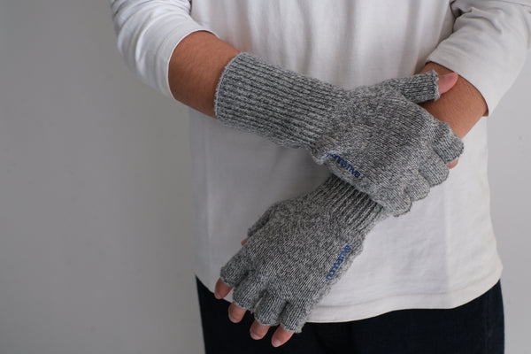 nonnative -DWELLER CUT OFF GLOVES WOOL YARN - OATMEAL