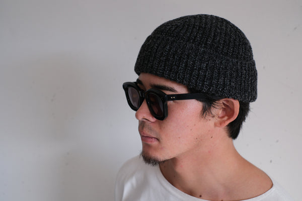 nonnative -DWELLER BEANIE WOOL YARN - CHARCOAL