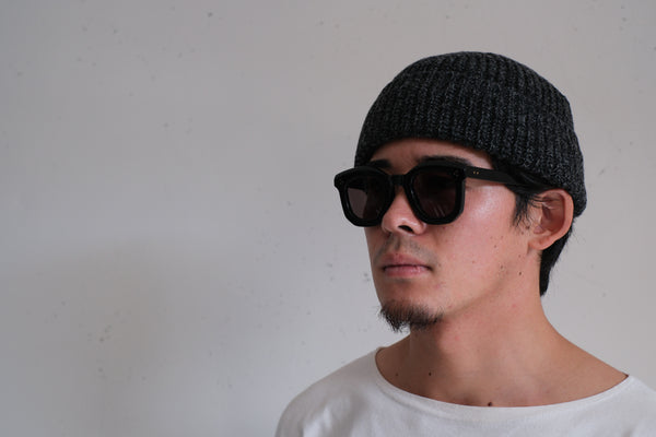 nonnative -DWELLER BEANIE WOOL YARN - CHARCOAL