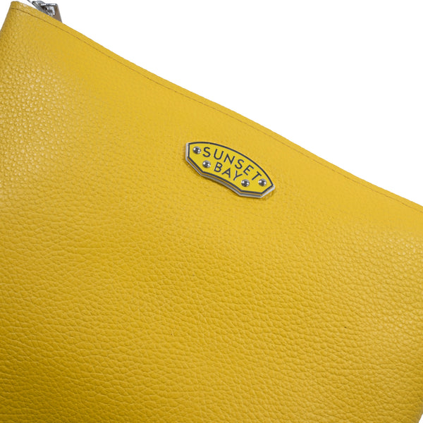 SUNSET BAY - SIGNET POUCH (Grande) YELLOW