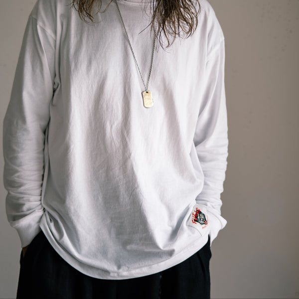 FUELS -  L/S LEATHER TAG Tee- WHITE