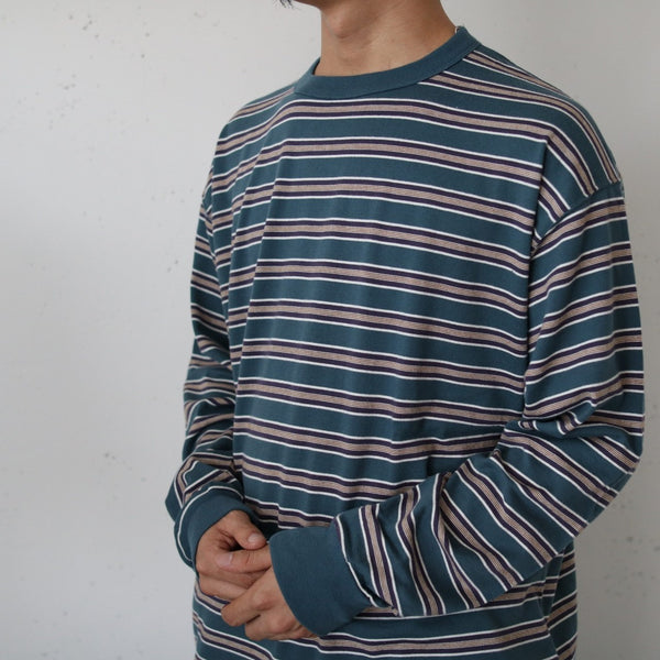 PHIGVEL -BORDER LS TOP- CERULEAN × PURPLE