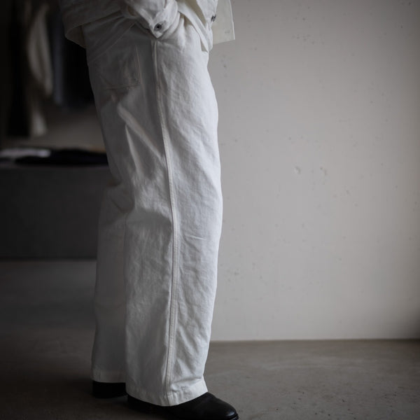 PHIGVEL - C/P BELTED 2TUCK TROUSERS - OFF WHITE