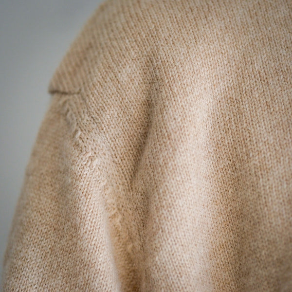 MASSTARD - DAILY HIGH NECK SWEATER- BEIGE