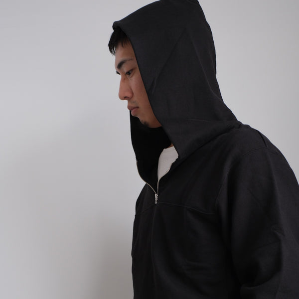 MASSTARD -HALF ZIP HOODIE- BLACK